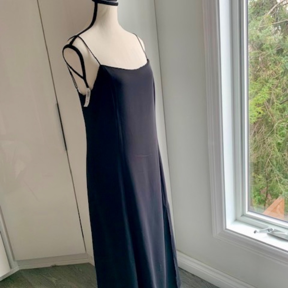 Aritzia Babaton black new with tags Midi slip dress medium